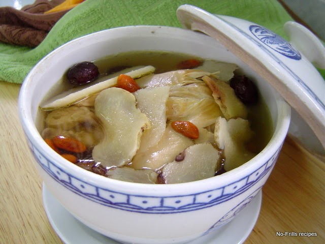 Boiling chicken for soup best sale